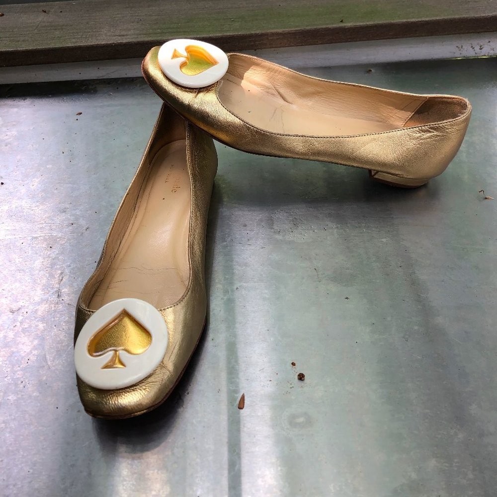Kate Spade ballerina Flats letaher gold Logo